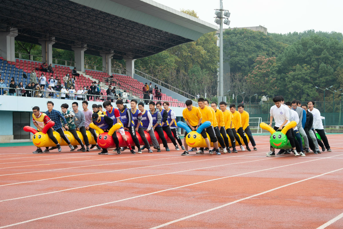 师生融合同舟共济决赛（学通社记者 常钊 摄）